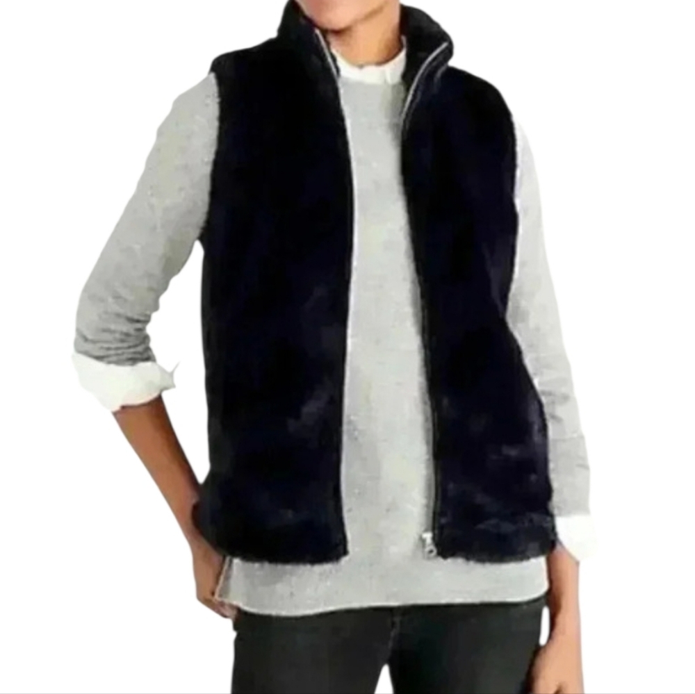 J. Crew navy blue. faux fur zip vest -  XS.              J19